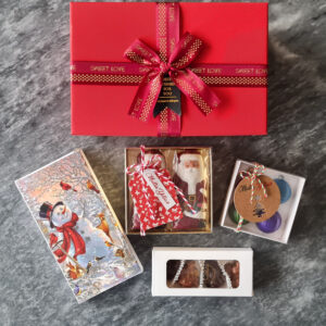 Alternative view of Yılbaşı Hediye Seti-Kırmızı Kutu 1