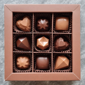 Dolgulu Spesiyal Çikolata 9'lu Kutu