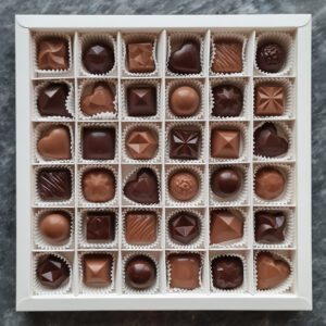 Dolgulu Spesiyal Çikolata 36'lı Kutu