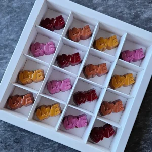 Alternative view of L❤️VE Özel Seri 16'lı Kutu